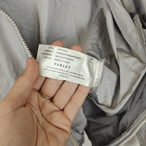 VARLEY TERRACE Hooded Windbreaker Jacket Metallic Ash Grey Long Sleeve Small - Picture 15 of 16